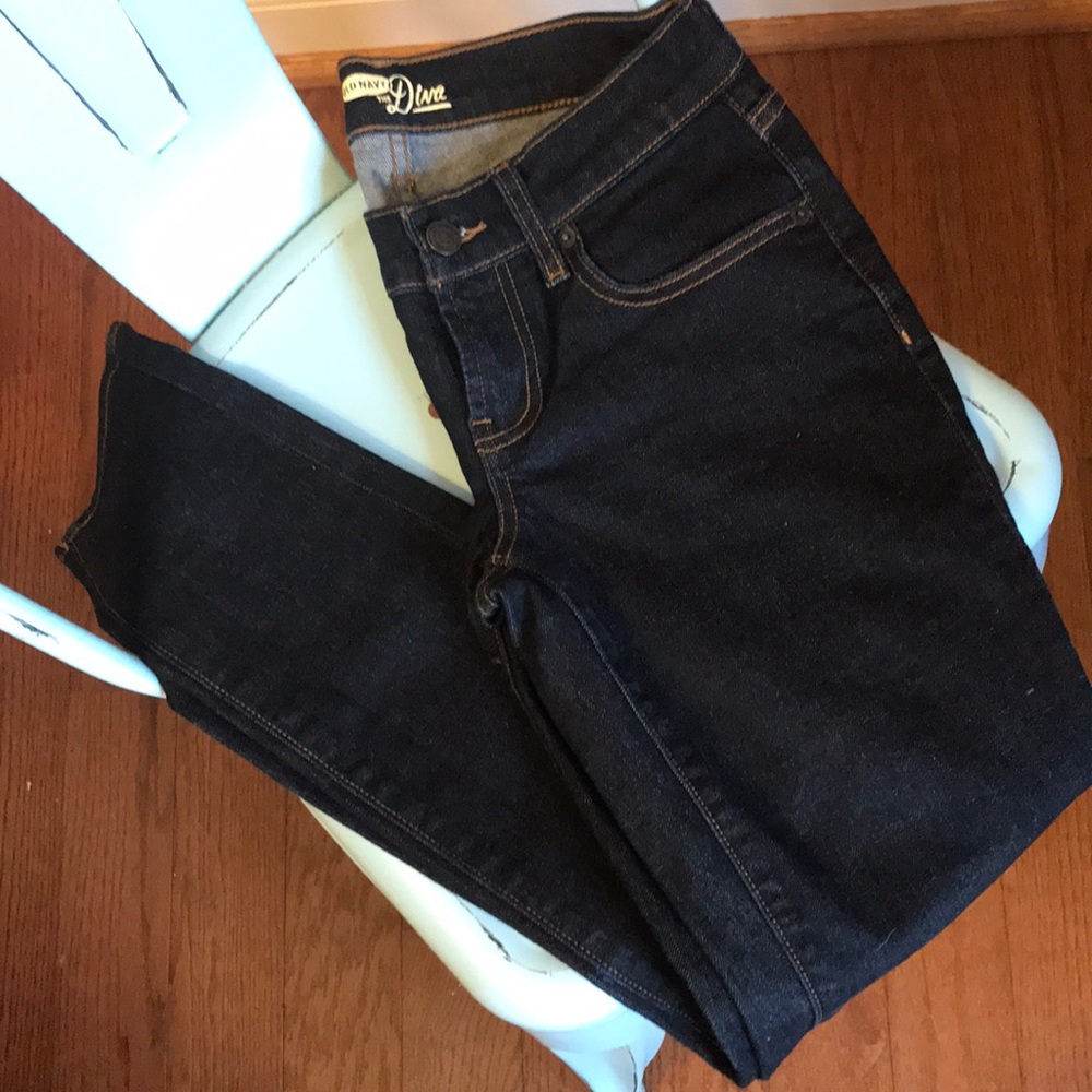 Old navy dark wash diva jeans, size 00, like new